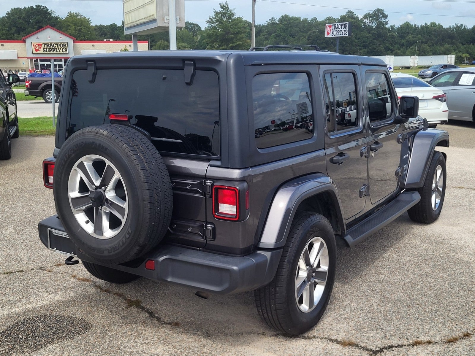 2020 Jeep Wrangler Unlimited Sahara