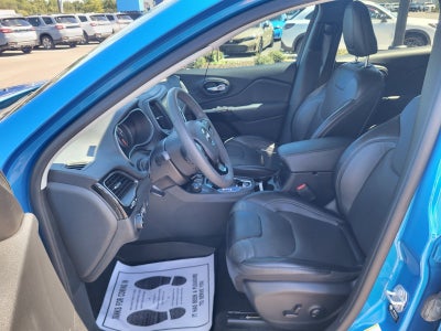 2023 Jeep Cherokee Altitude Lux