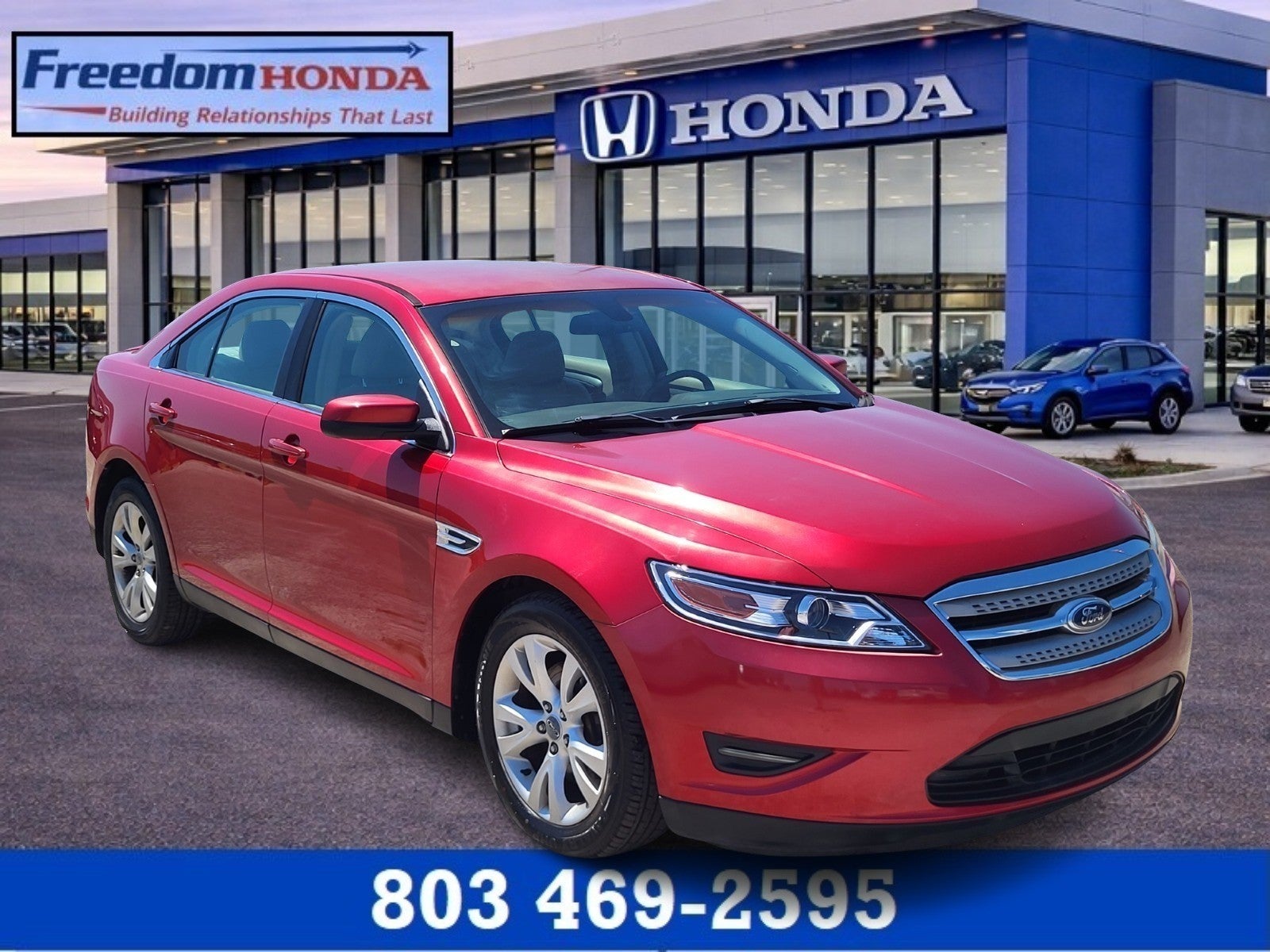 2011 Ford Taurus SEL FWD's photo
