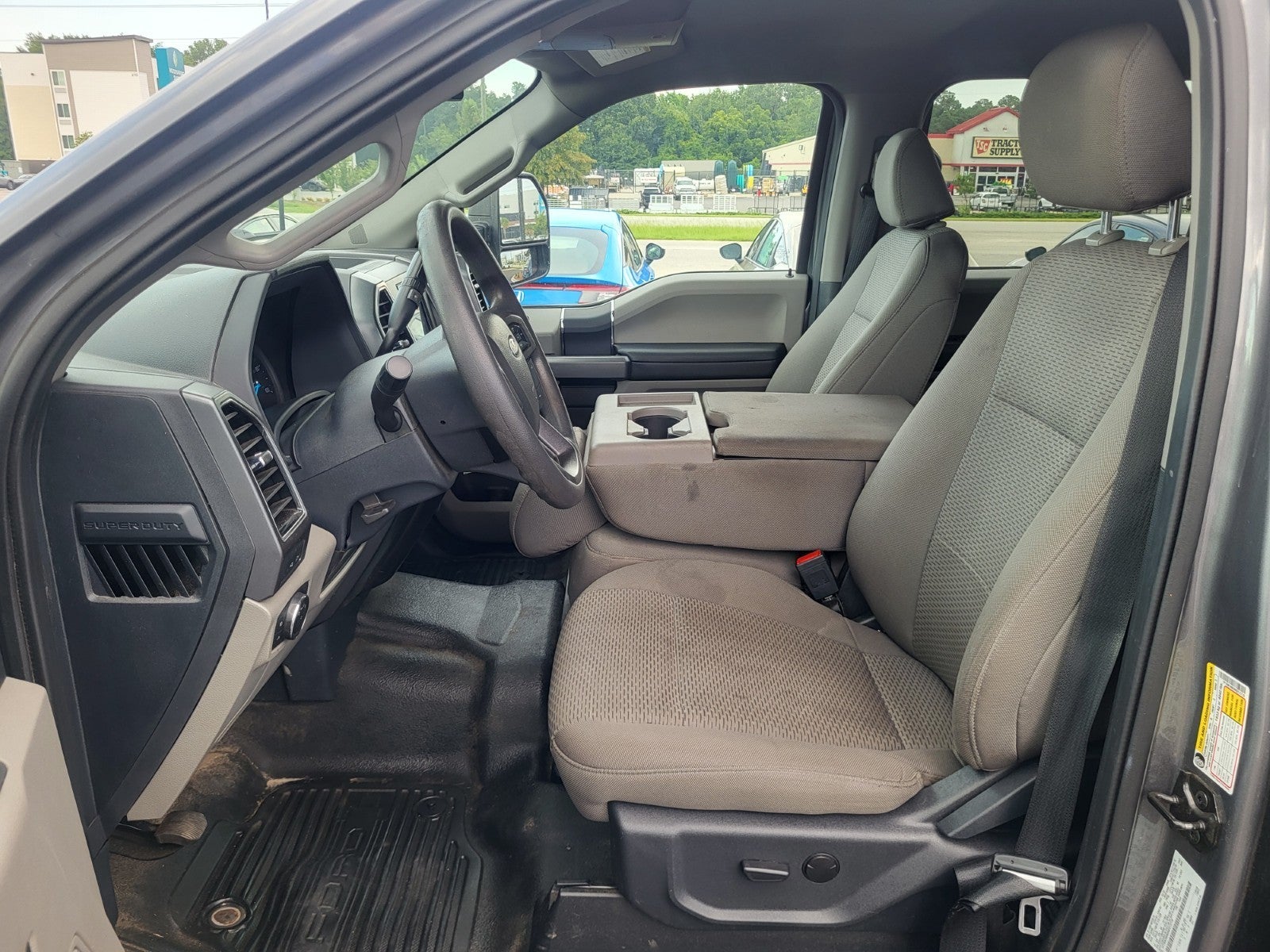 2022 Ford Super Duty F-350 SRW XL