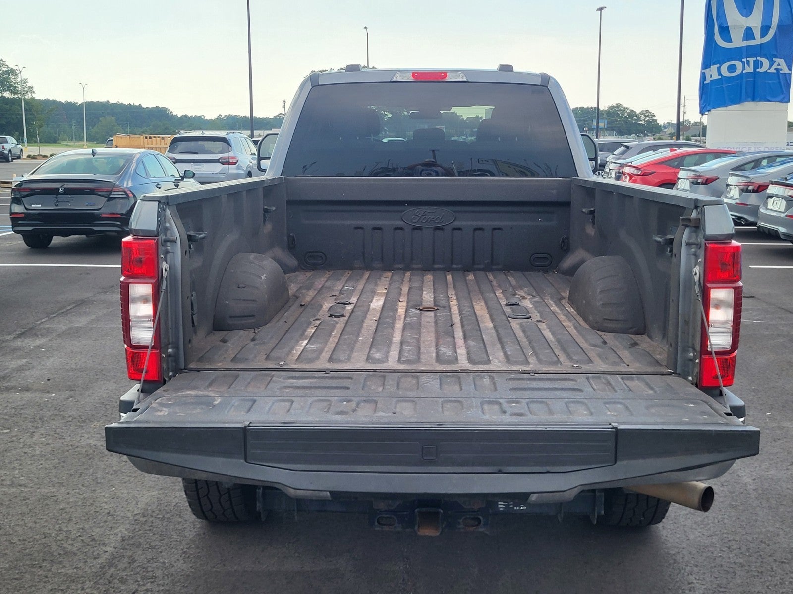 2022 Ford Super Duty F-350 SRW XL
