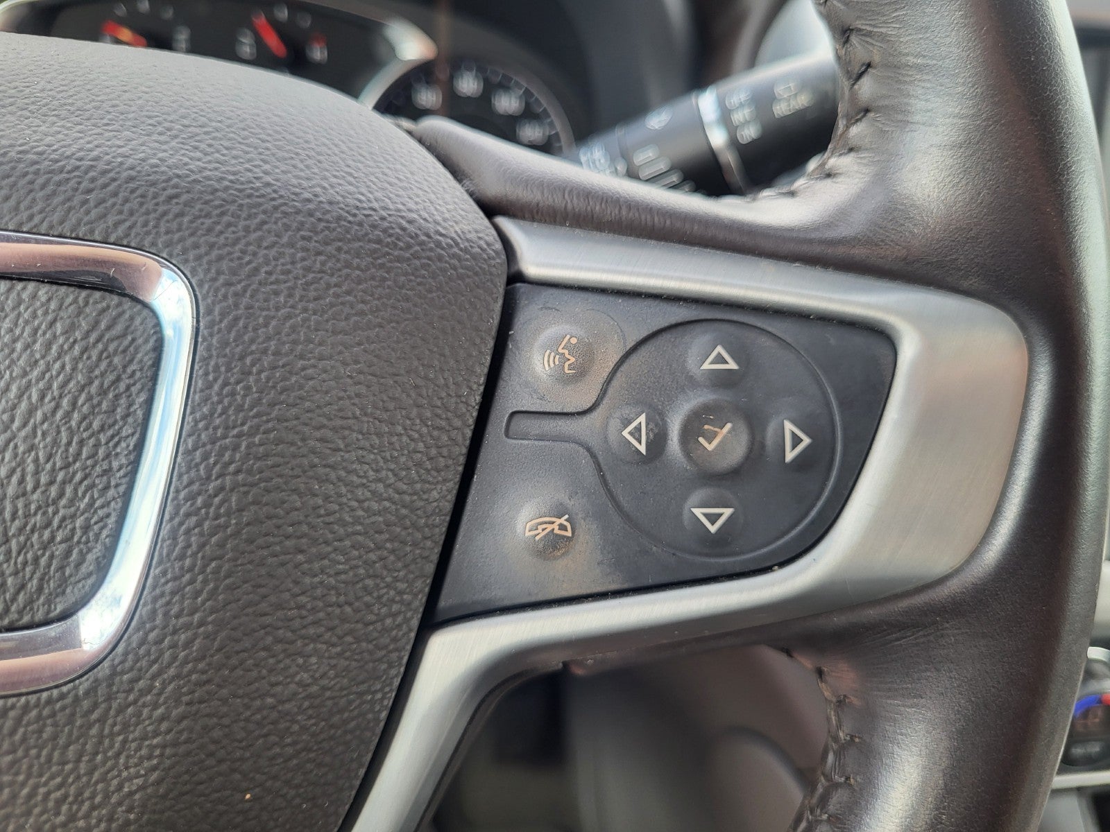 2022 GMC Acadia SLT