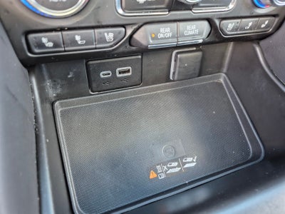 2023 GMC Yukon XL AT4