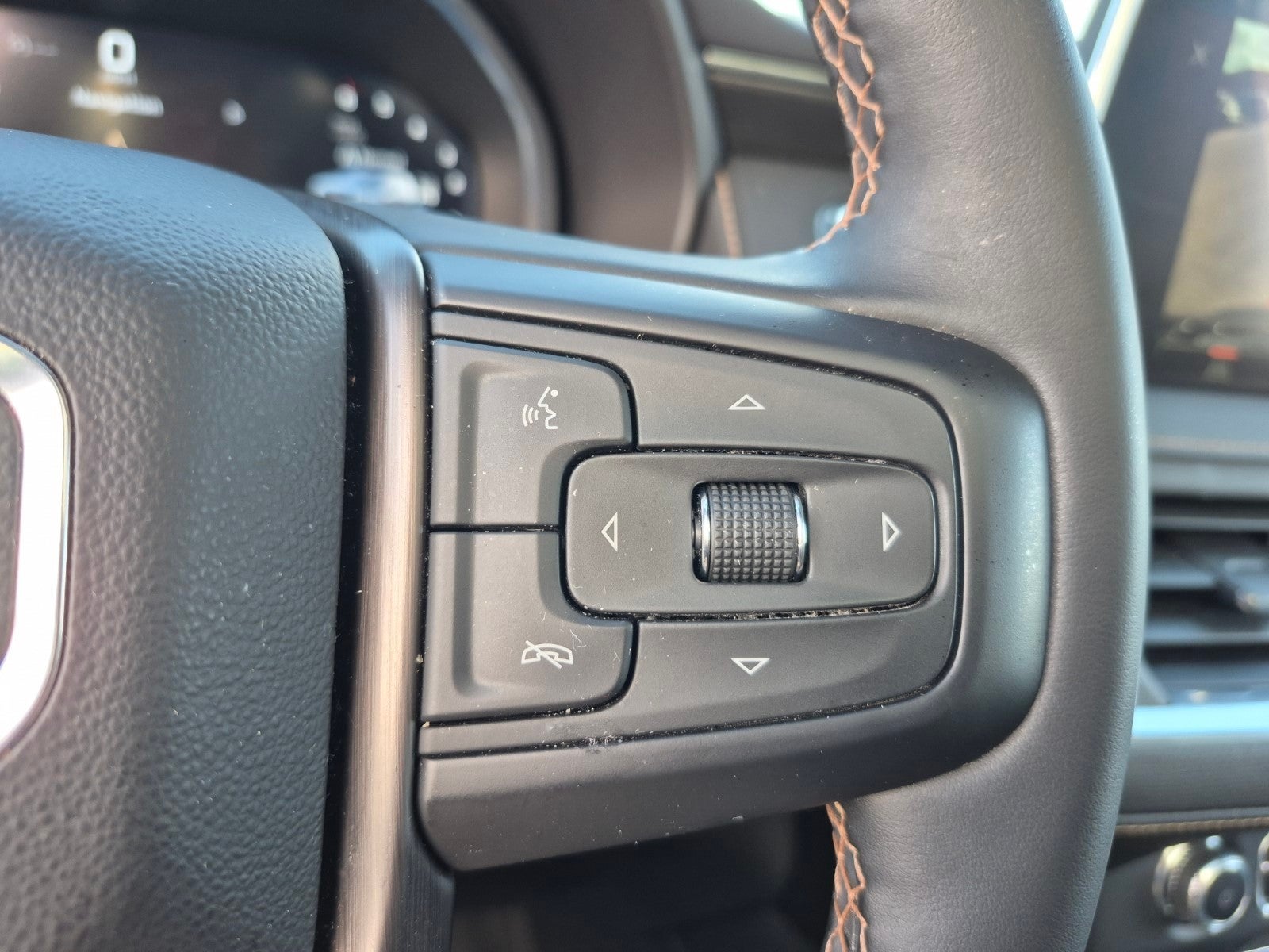 2023 GMC Yukon XL AT4