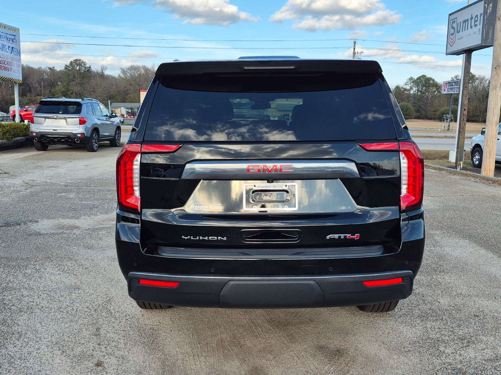 2023 GMC Yukon XL AT4