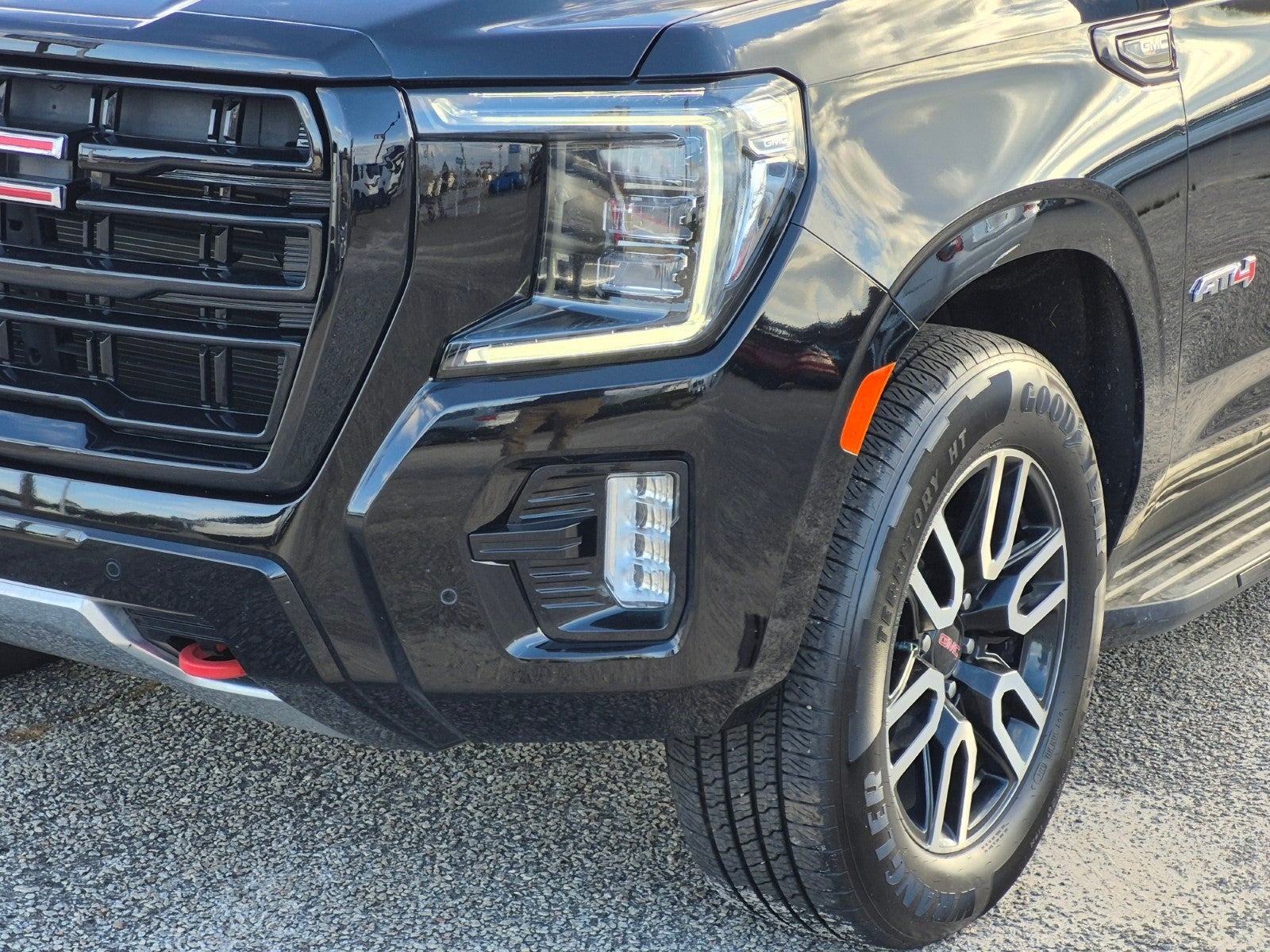 2023 GMC Yukon XL AT4