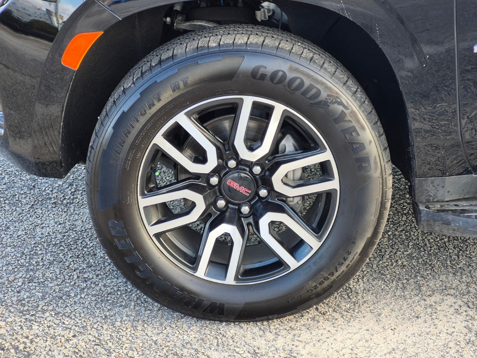 2023 GMC Yukon XL AT4