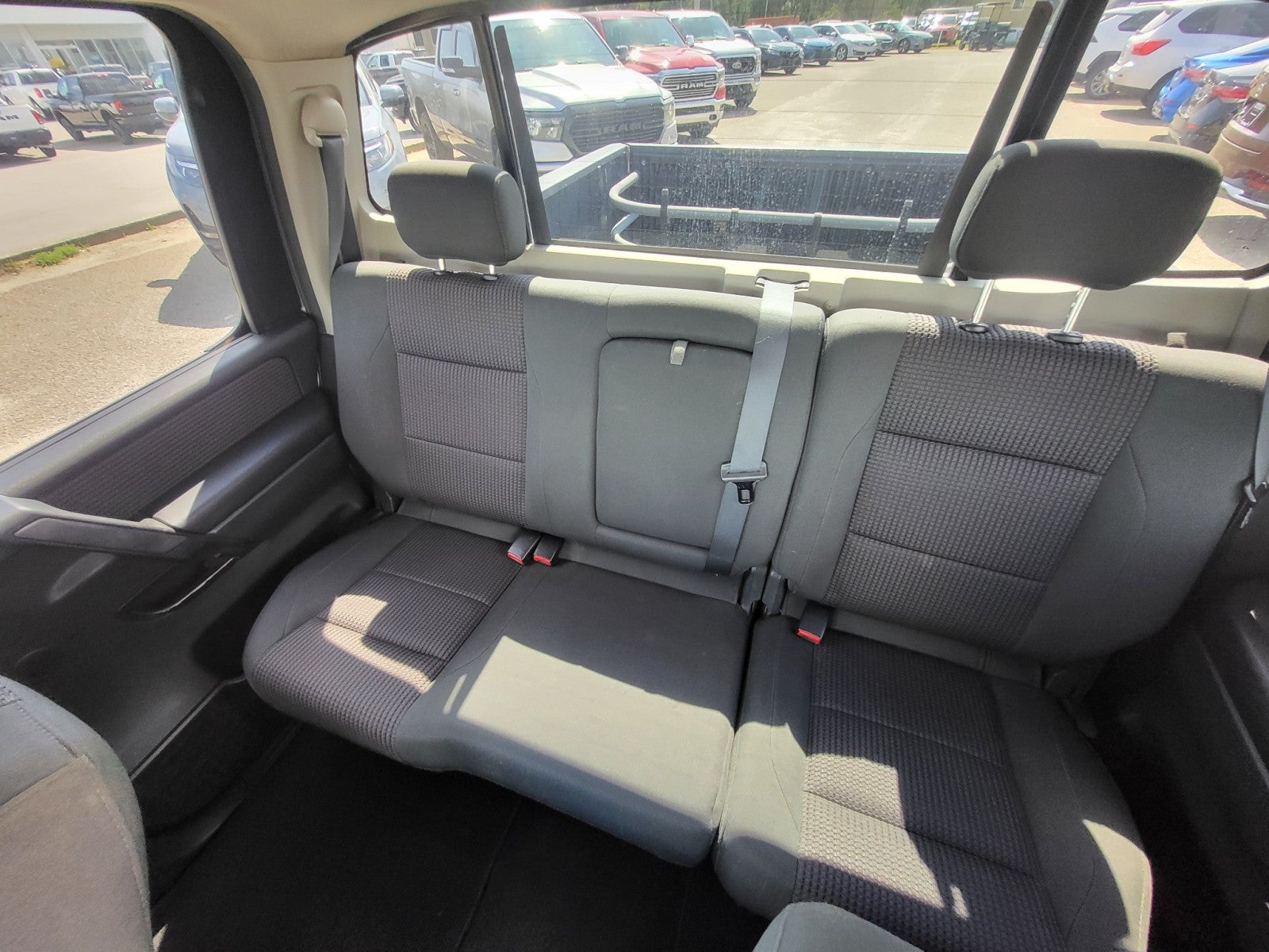 2010 Nissan Titan LE