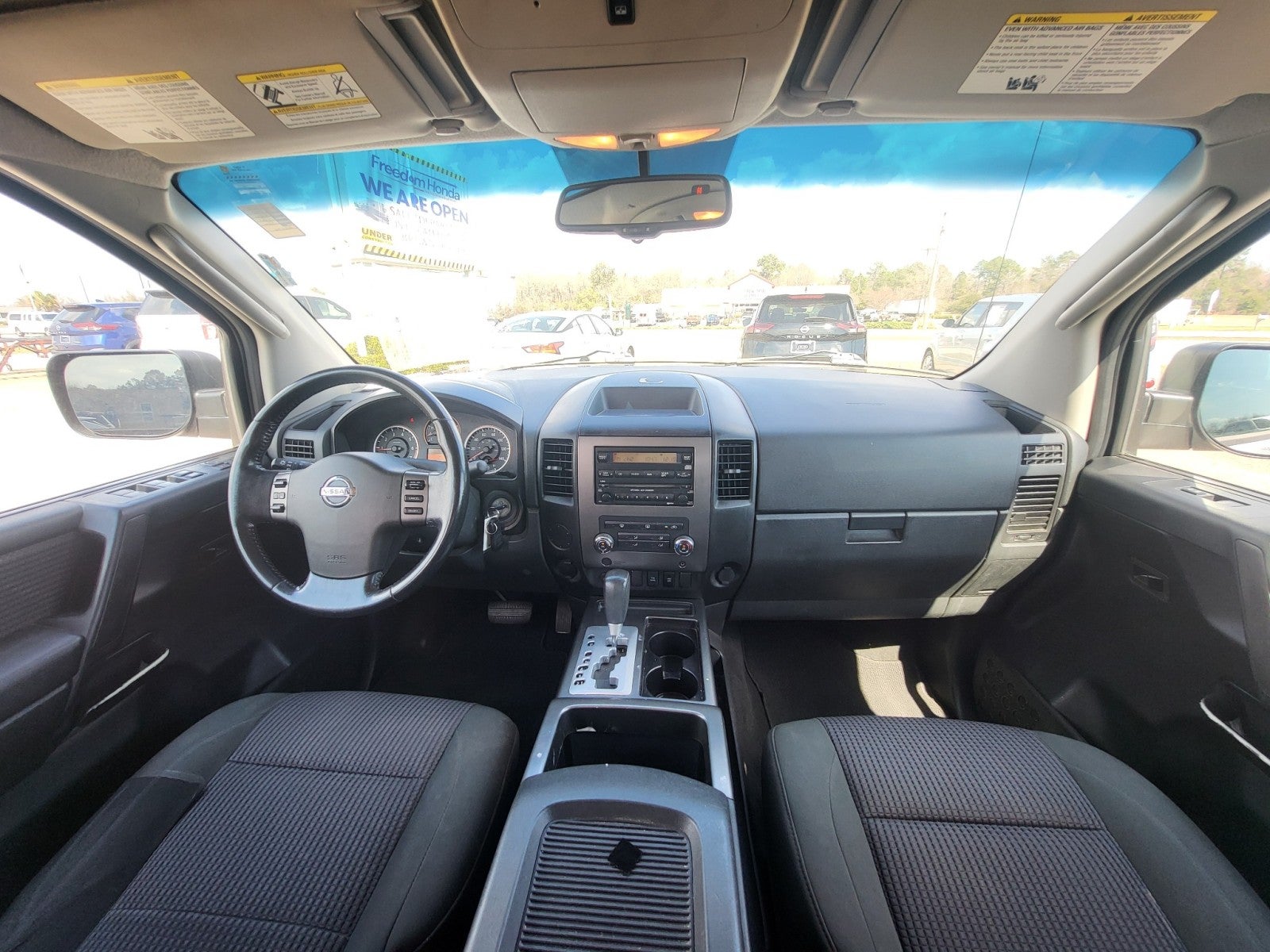 2010 Nissan Titan LE