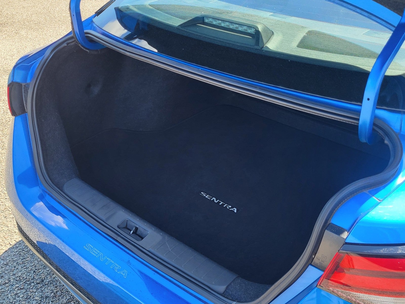 2022 Nissan Sentra SR