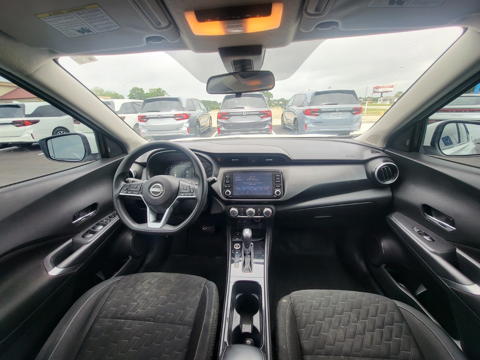 2023 Nissan Kicks SV