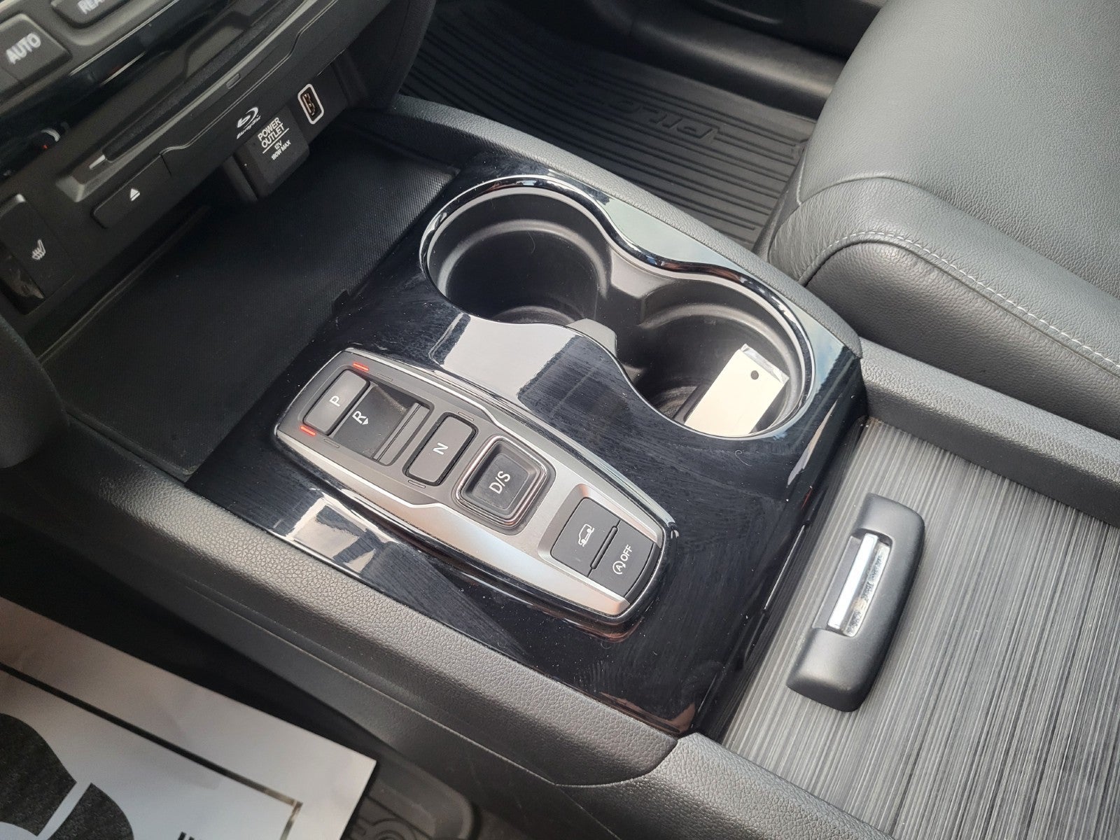 2021 Honda Pilot Touring 8-Passenger