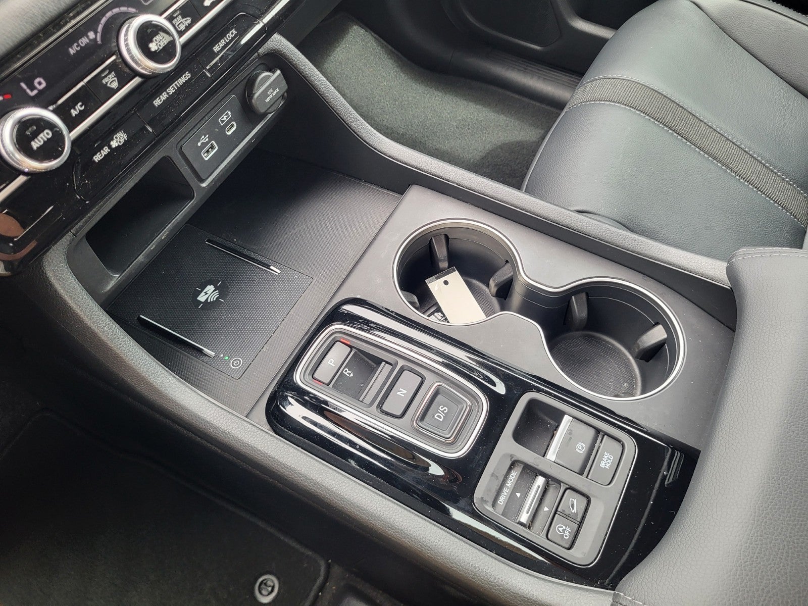 2025 Honda Pilot EX-L - Photo 18