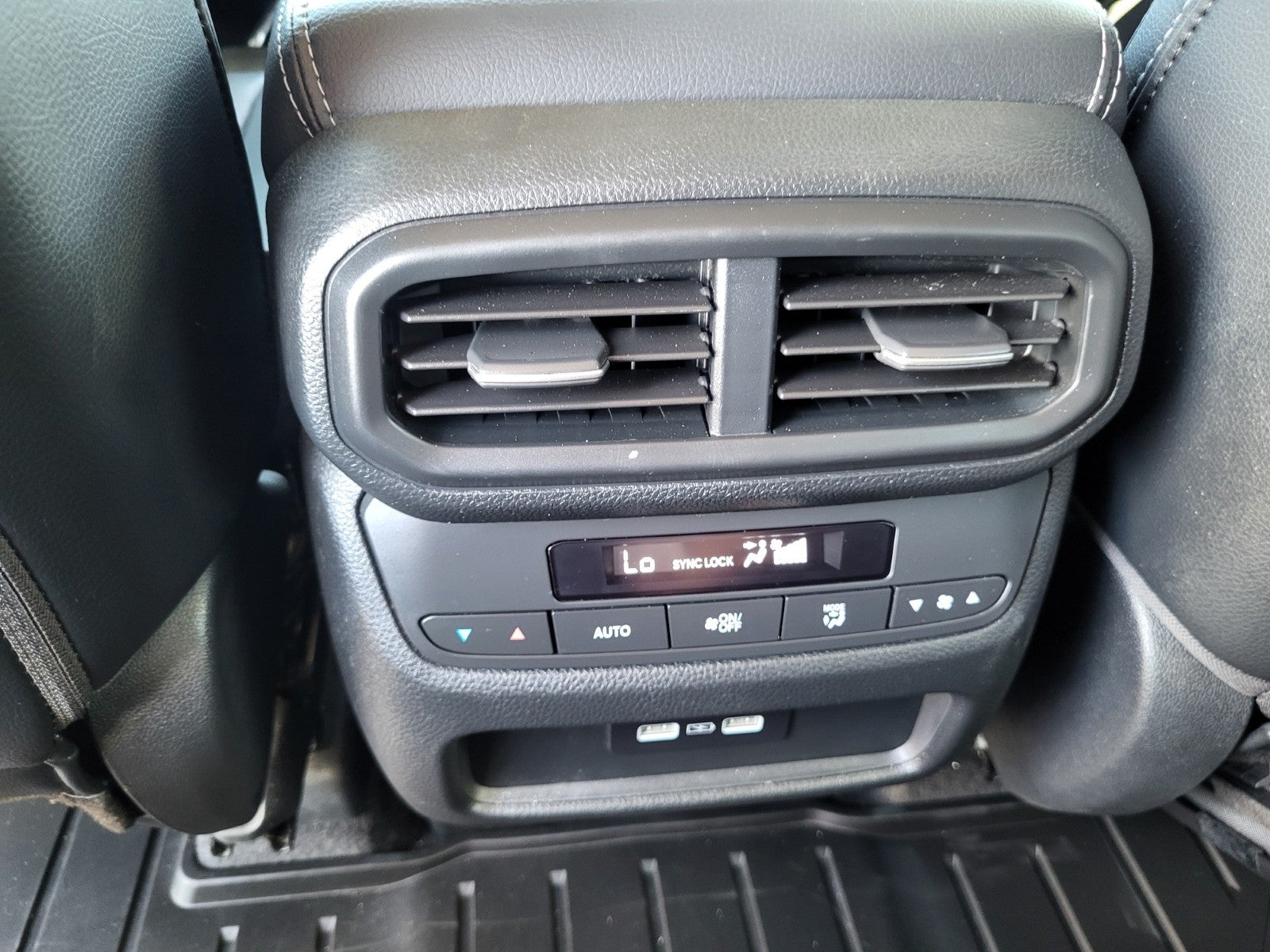 2023 Honda Pilot Touring