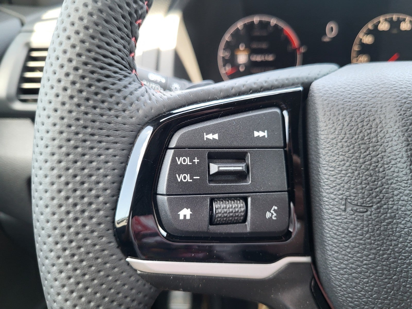 2026 Honda Ridgeline Black Edition Two-Tone