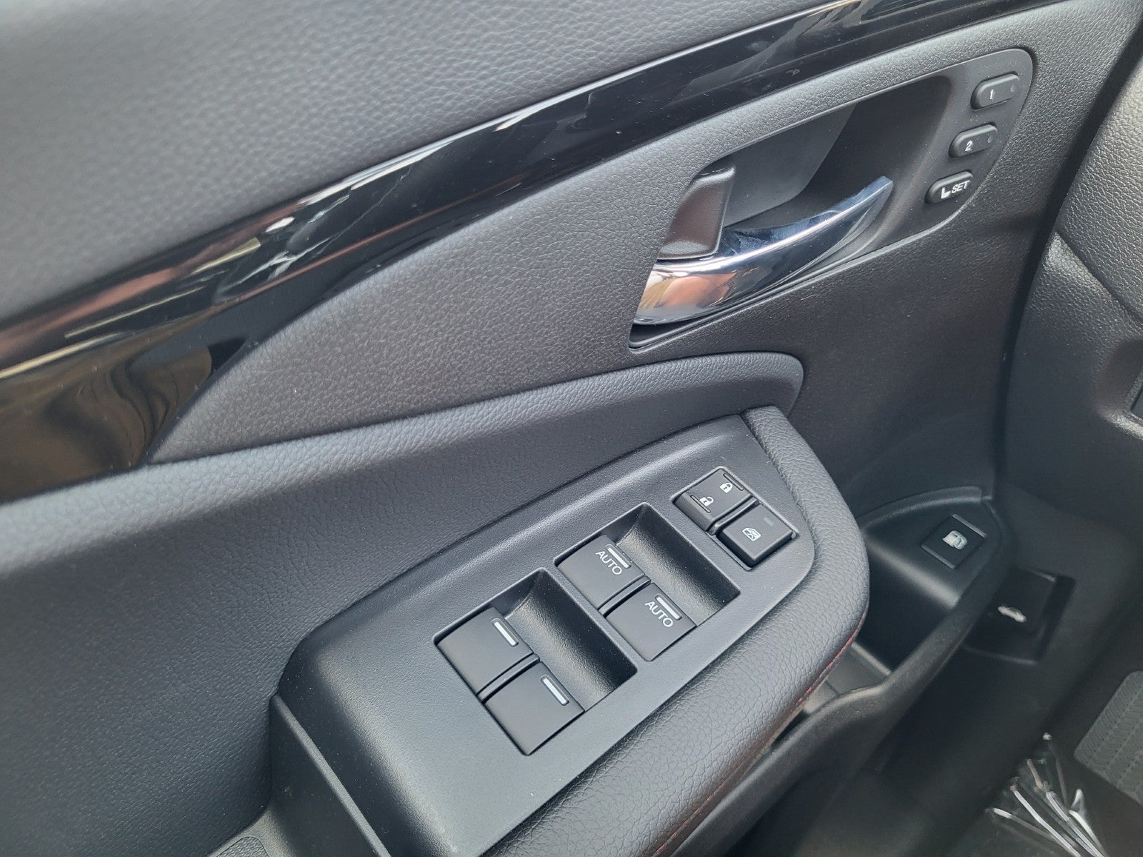 2026 Honda Ridgeline Black Edition Two-Tone