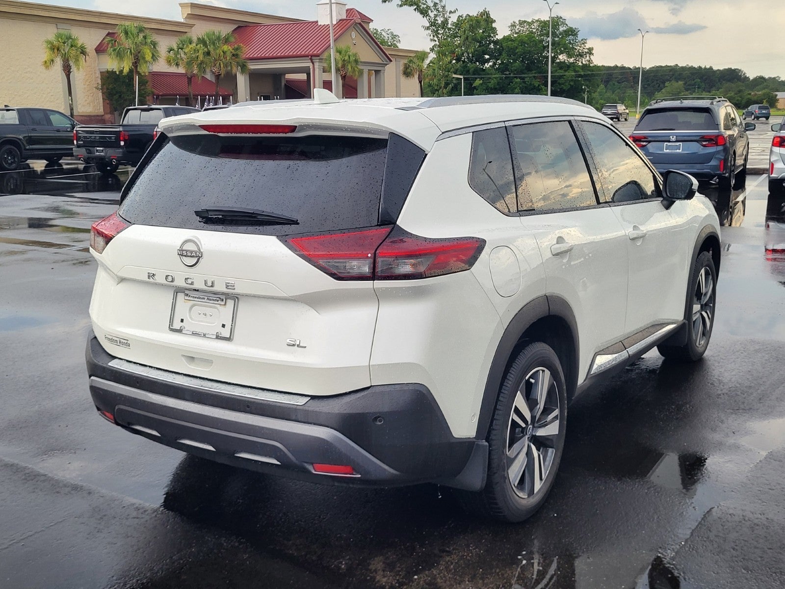 2023 Nissan Rogue S