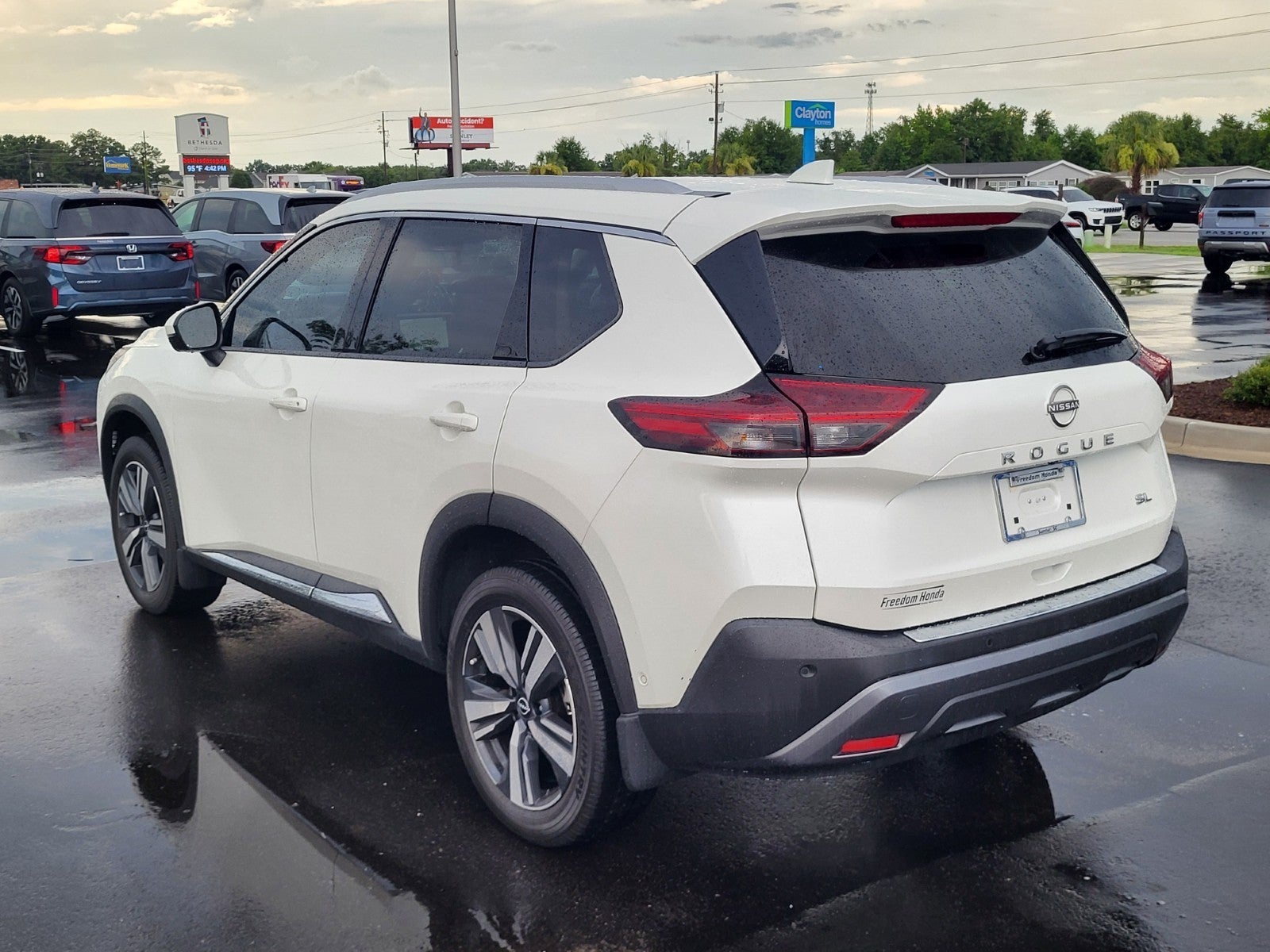 2023 Nissan Rogue S