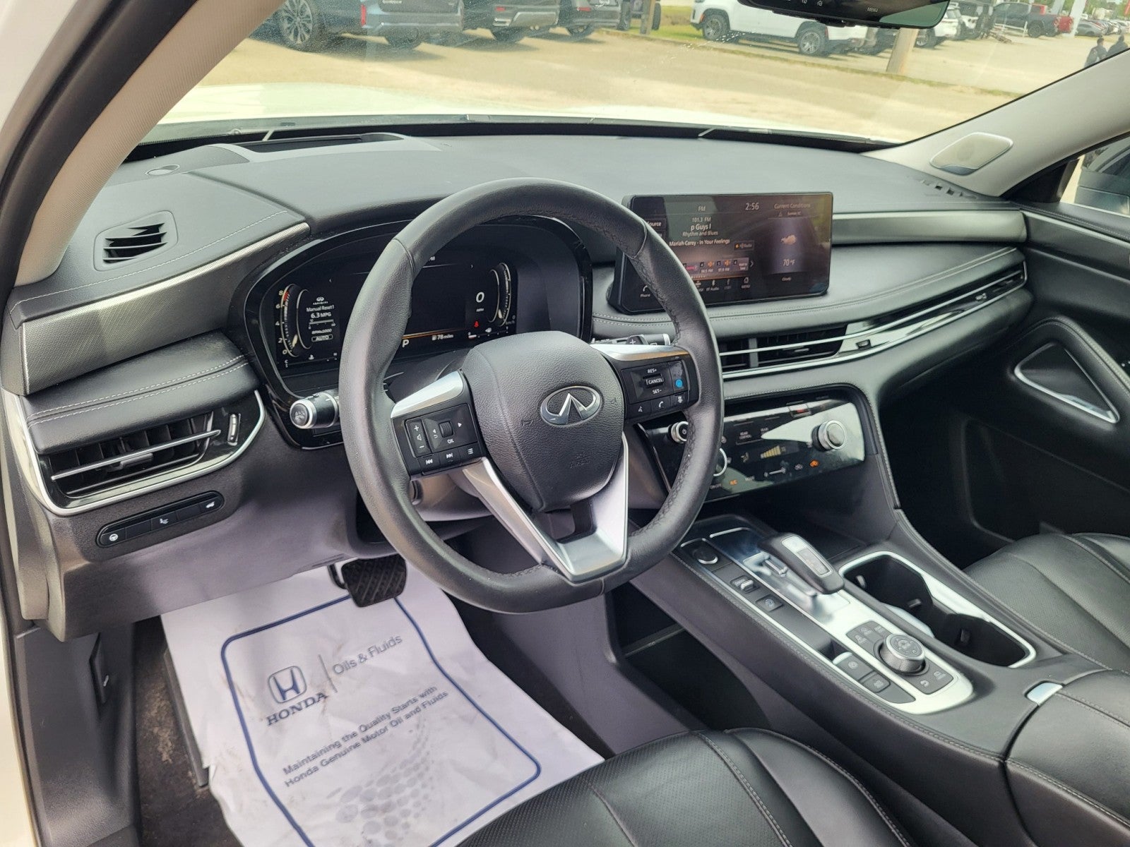 2023 INFINITI QX60 LUXE