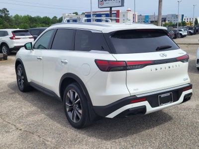 2023 INFINITI QX60 LUXE