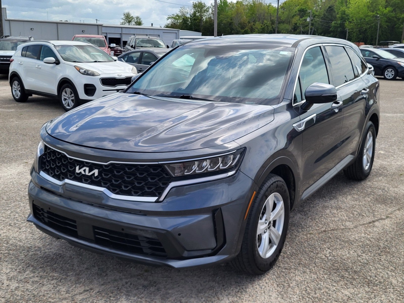 2023 Kia Sorento LX