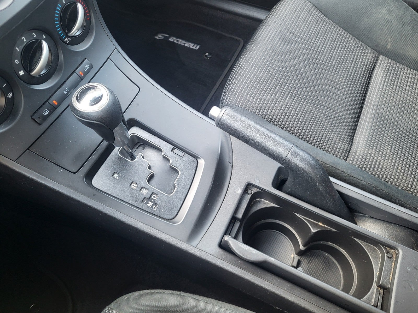 2012 Mazda Mazda3 i Touring