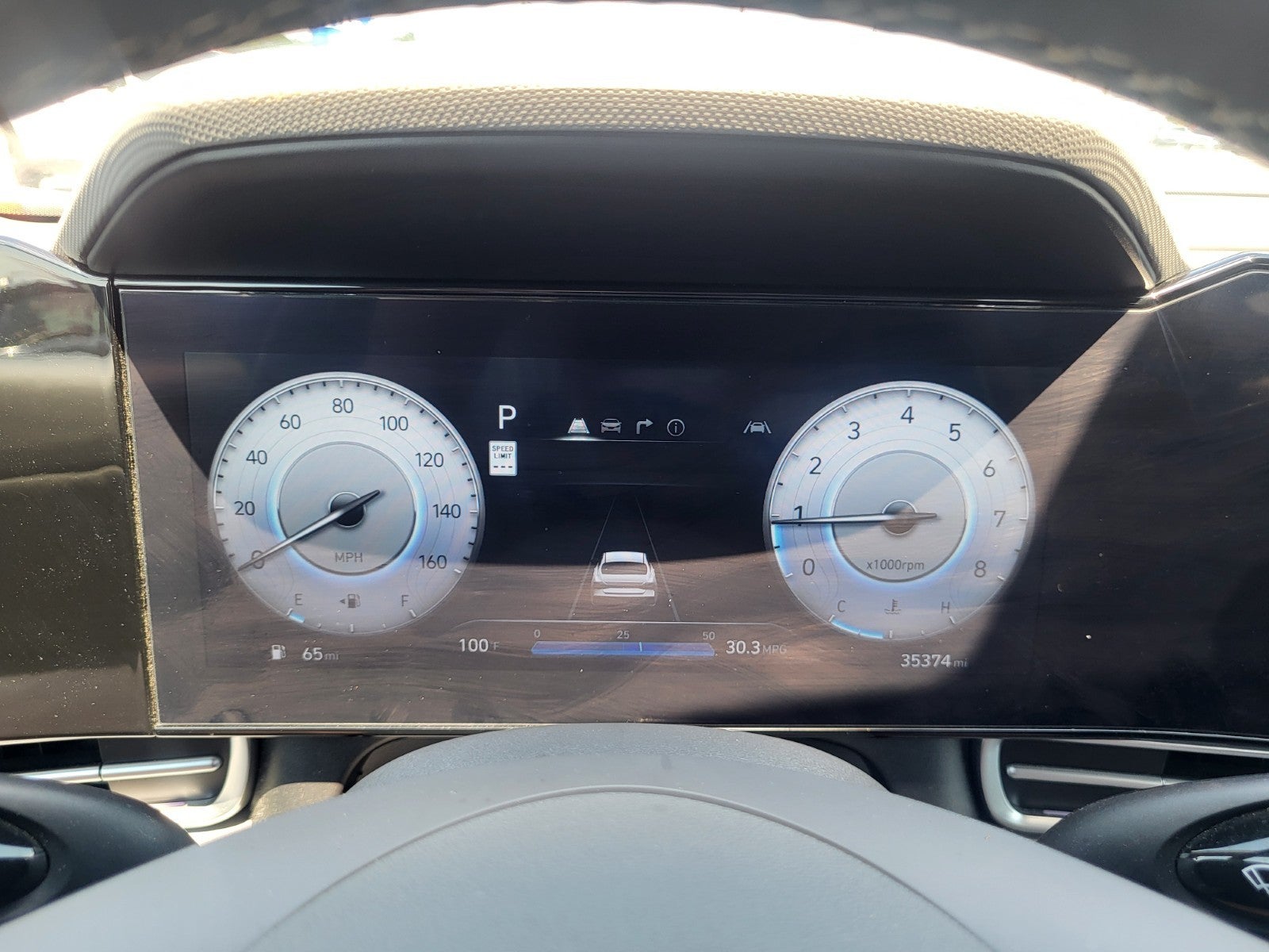 2025 Hyundai Elantra Luxury