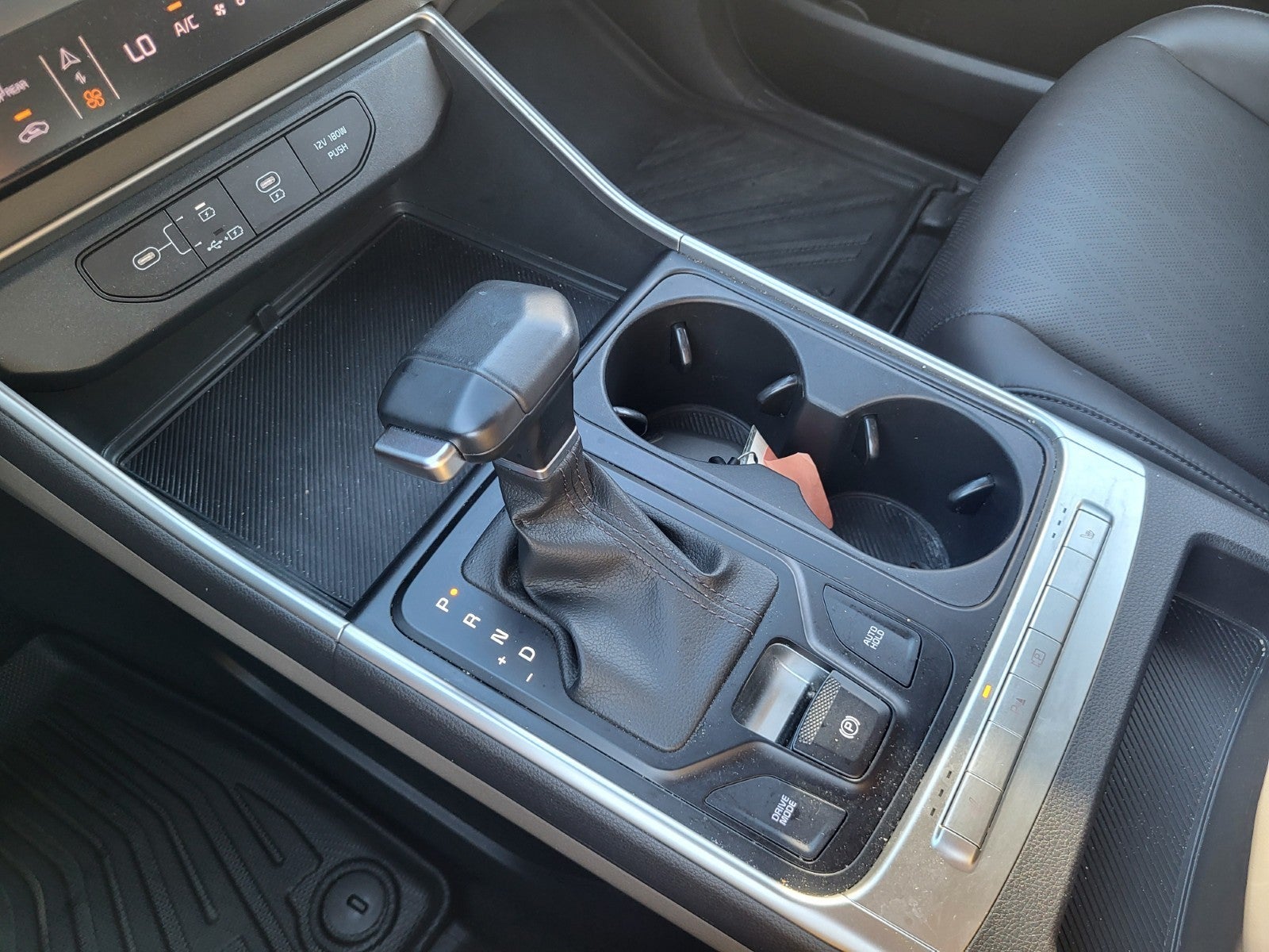 2025 Kia Carnival LX