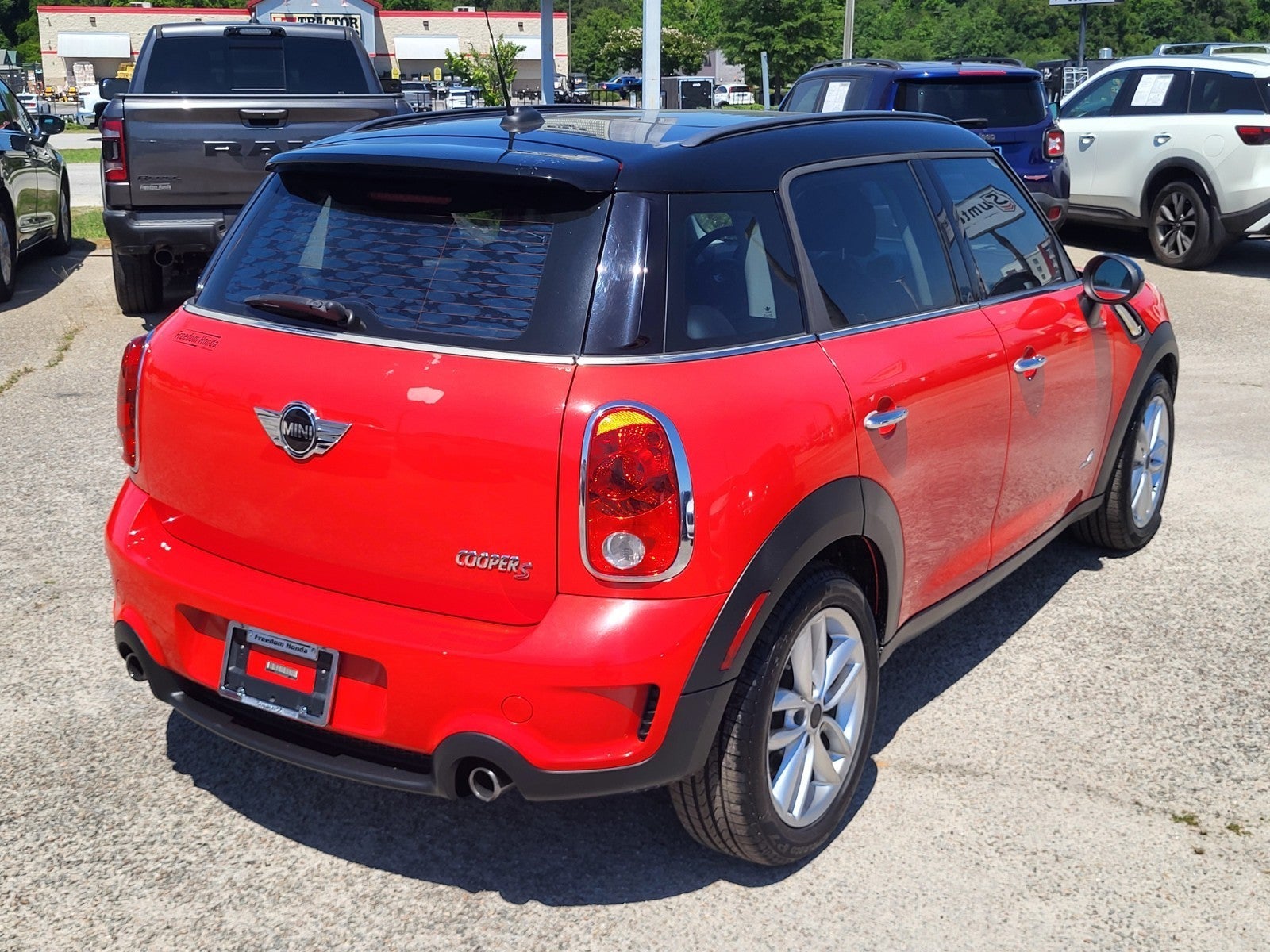 Used 2012 MINI Countryman Countryman S with VIN WMWZC5C59CWL63009 for sale in Sumter, SC