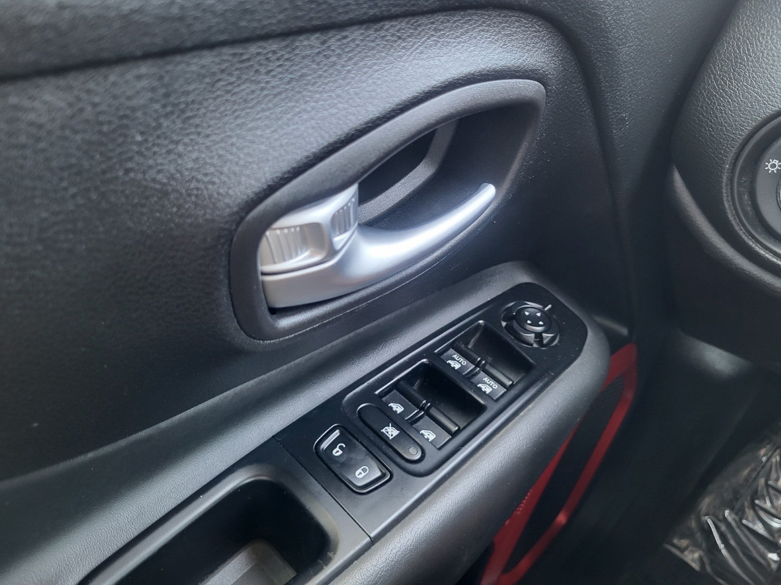 2019 Jeep Renegade Trailhawk